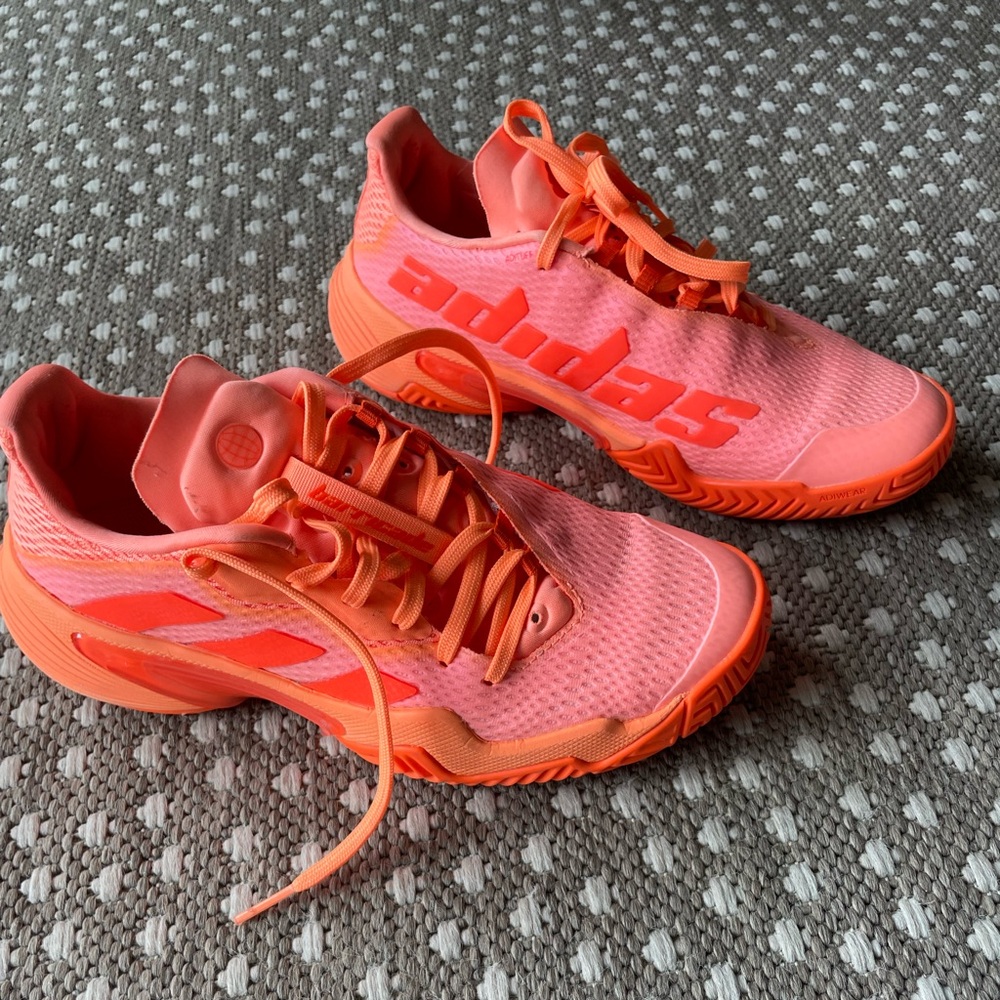 Adidas Barricade, women’s tennis shoes, sz 5.5